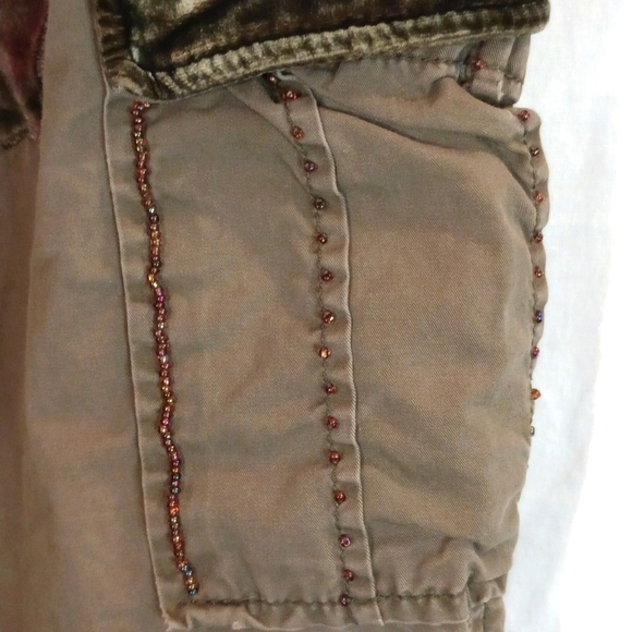 Y2K Vintage Express Cargo Pants Green Beaded Pockets Flower Patches Women's 10 - Picture 6 of 7